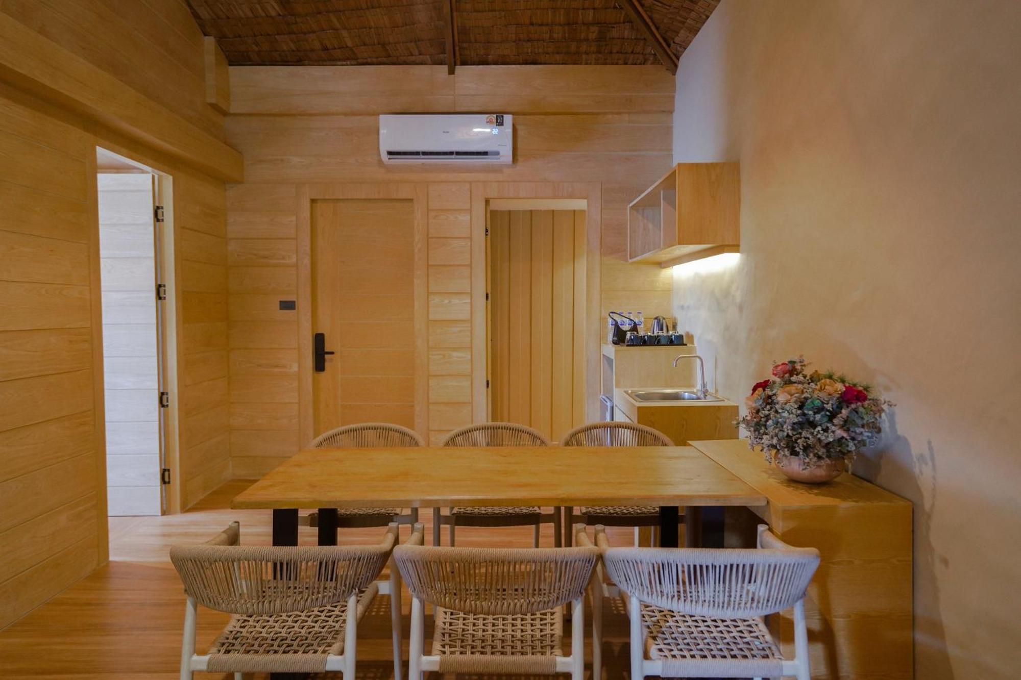 Le La Lake Resort And Spa Каенг Качан Екстериор снимка